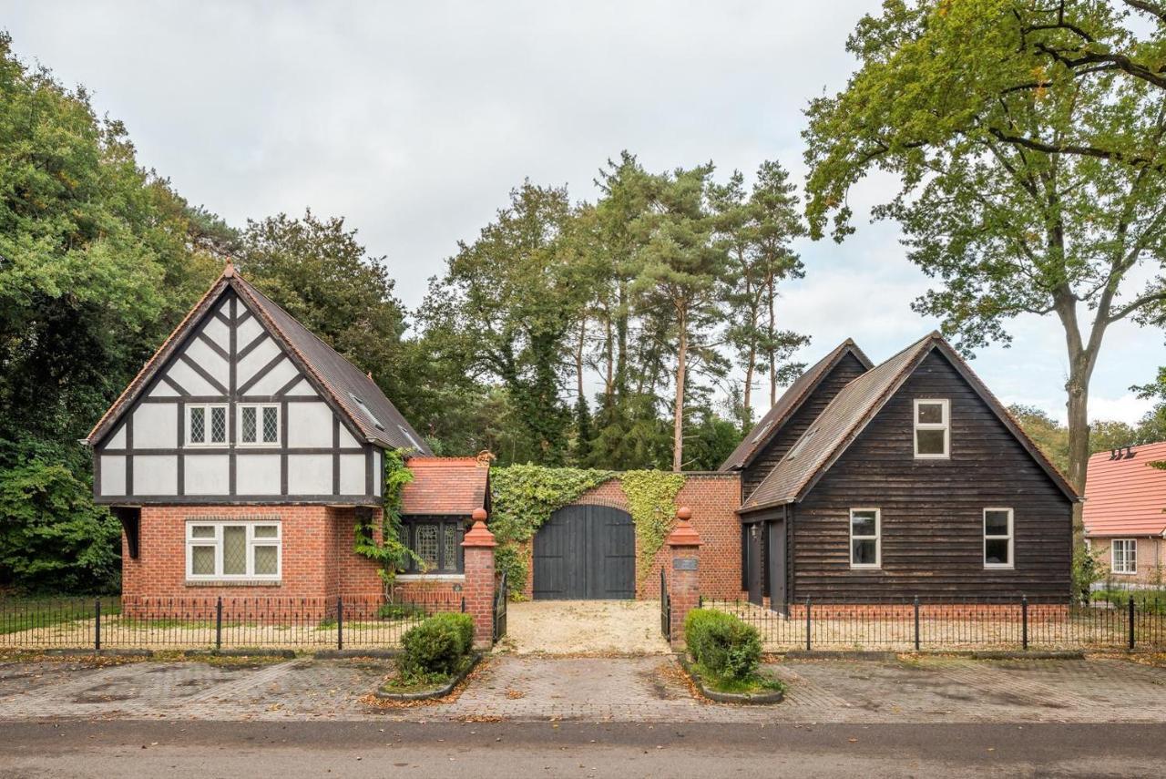 Beautiful English Villa With Hottub Zuidwolde  Kültér fotó