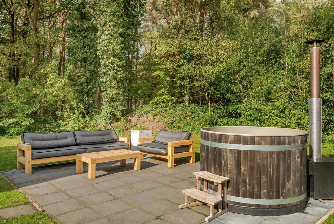 Beautiful English Villa With Hottub Zuidwolde  Kültér fotó