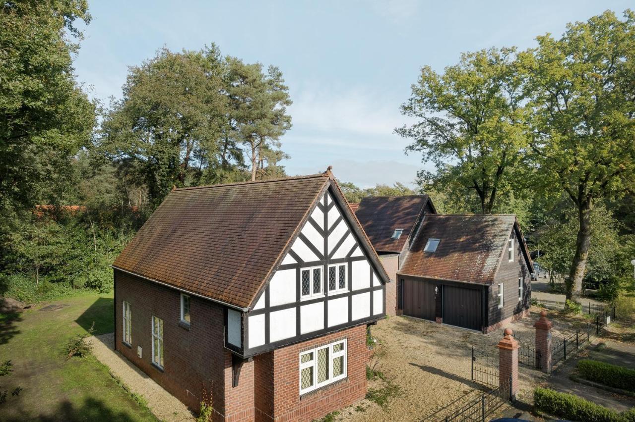 Beautiful English Villa With Hottub Zuidwolde  Kültér fotó