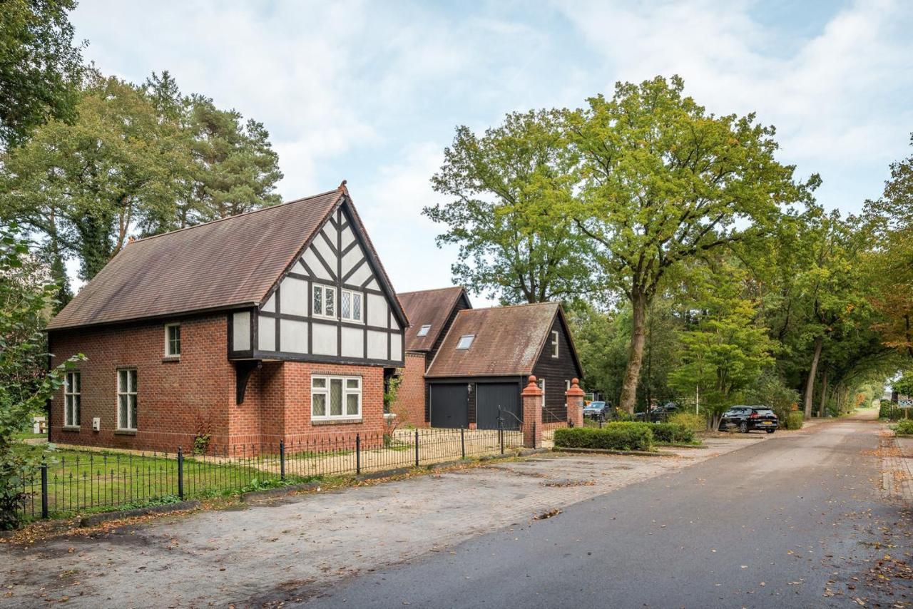 Beautiful English Villa With Hottub Zuidwolde  Kültér fotó