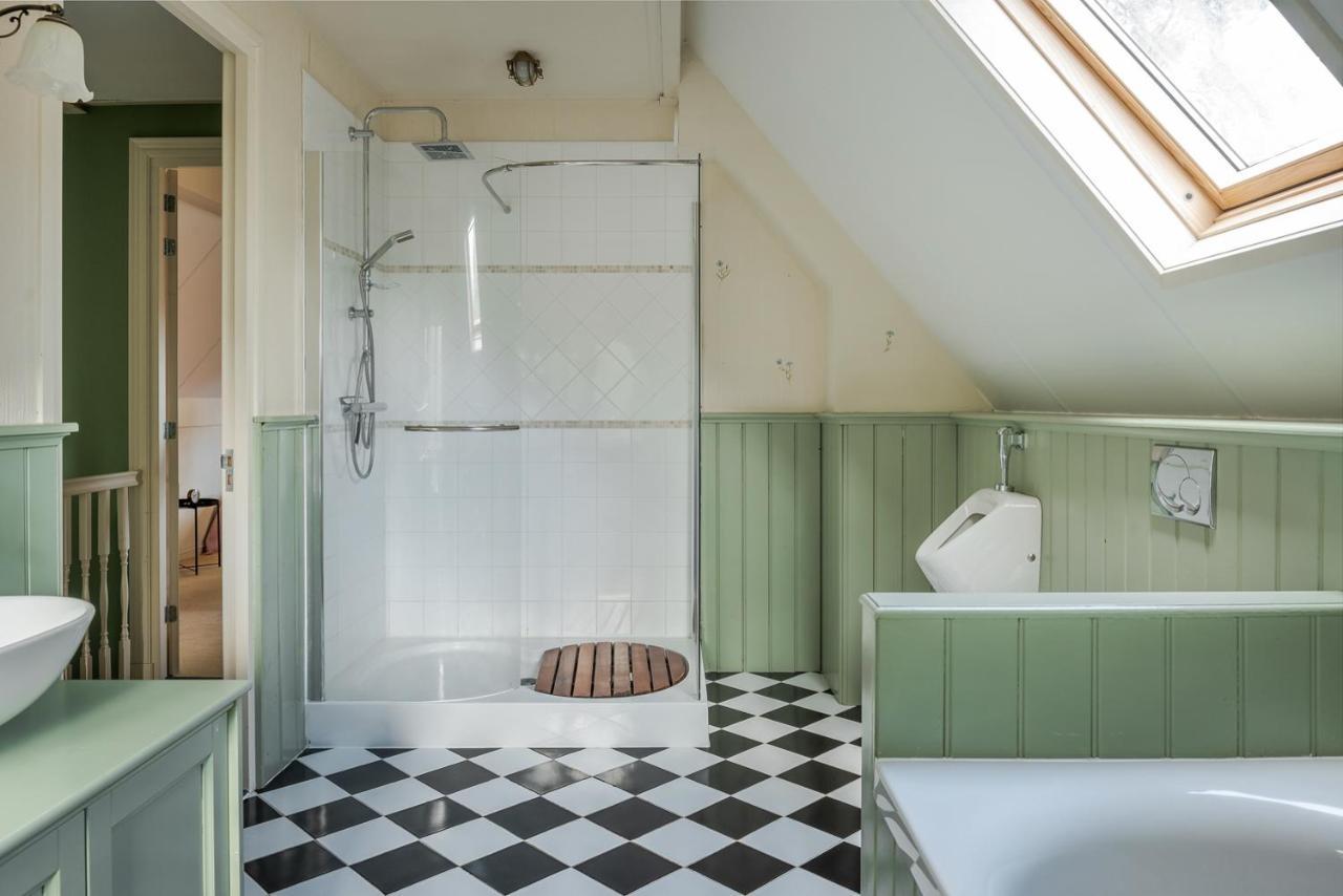 Beautiful English Villa With Hottub Zuidwolde  Kültér fotó